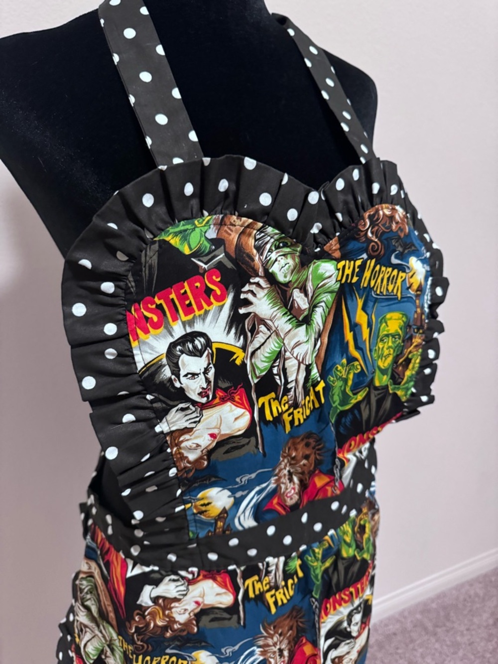 Retro Horror Movie Apron | Classic Monsters Print | Polka Dot Ruffle | Kitchen - Picture 2 of 6